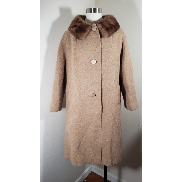 Vintage Jackets & Blazers - 💥CLOSING SALE💥Vintage Union, Fur Collared Coat